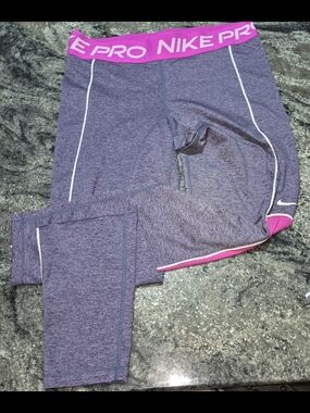 Nike Purple Heather Womens Compression Leggings with Pink Waistband